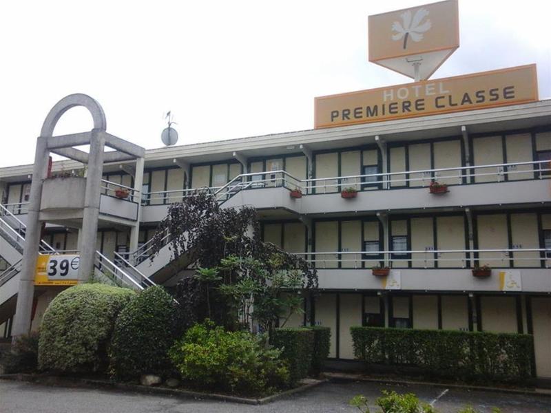 Campanile Lourdes Hotel Exterior photo